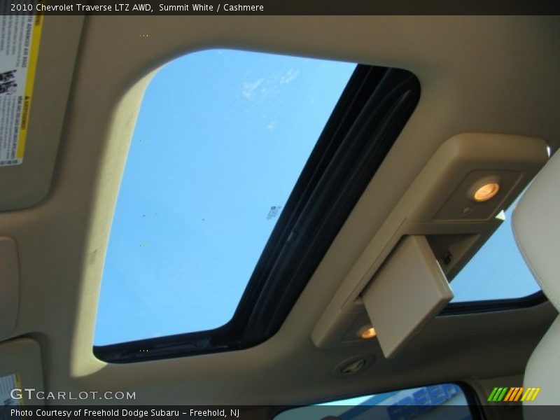 Summit White / Cashmere 2010 Chevrolet Traverse LTZ AWD