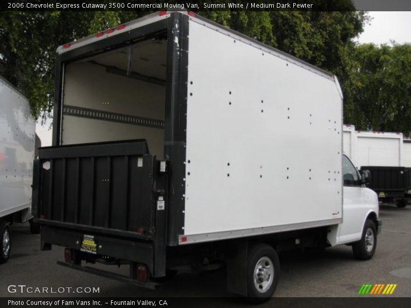 Summit White / Medium Dark Pewter 2006 Chevrolet Express Cutaway 3500 Commercial Moving Van