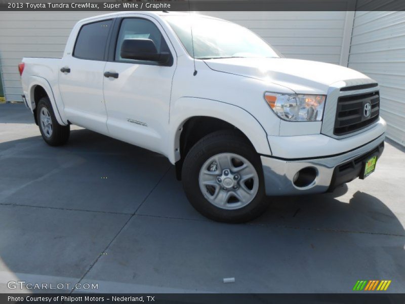 Super White / Graphite 2013 Toyota Tundra CrewMax