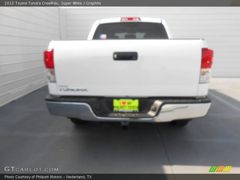 Super White / Graphite 2013 Toyota Tundra CrewMax