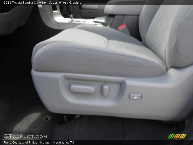 Super White / Graphite 2013 Toyota Tundra CrewMax