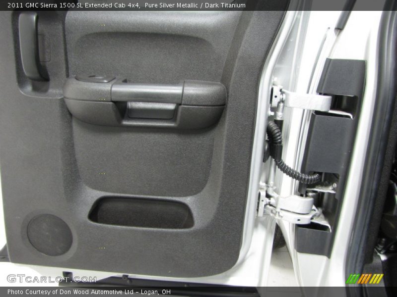 Pure Silver Metallic / Dark Titanium 2011 GMC Sierra 1500 SL Extended Cab 4x4