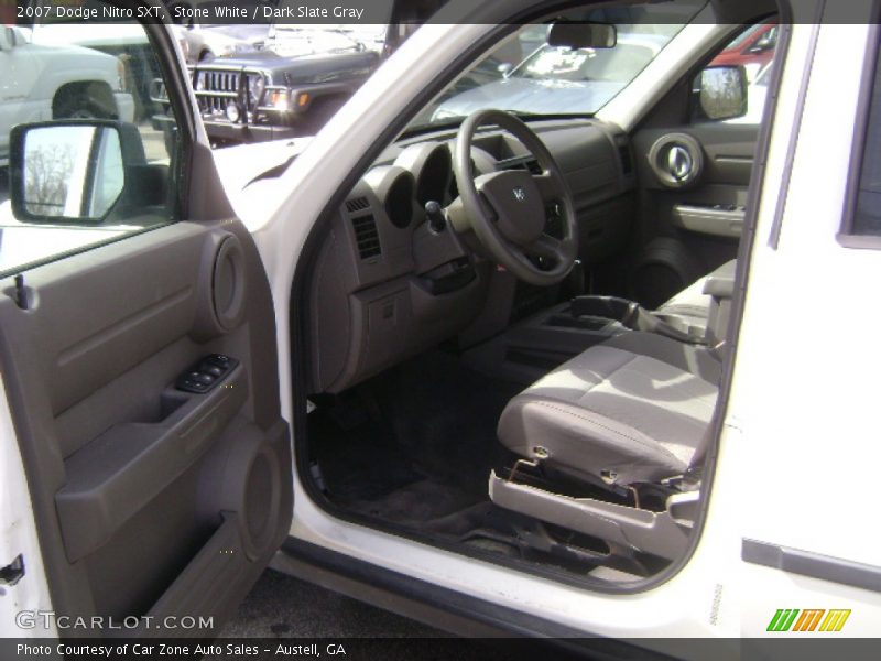 Stone White / Dark Slate Gray 2007 Dodge Nitro SXT