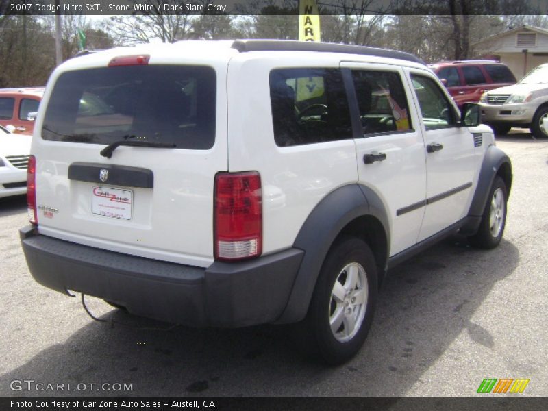 Stone White / Dark Slate Gray 2007 Dodge Nitro SXT
