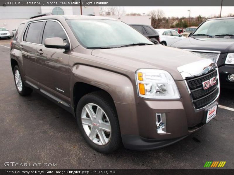 Front 3/4 View of 2011 Terrain SLT