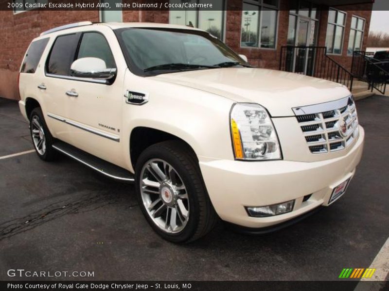 Front 3/4 View of 2009 Escalade Hybrid AWD