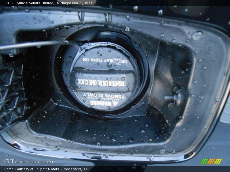 Midnight Black / Wine 2013 Hyundai Sonata Limited