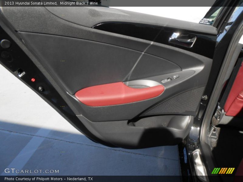 Midnight Black / Wine 2013 Hyundai Sonata Limited