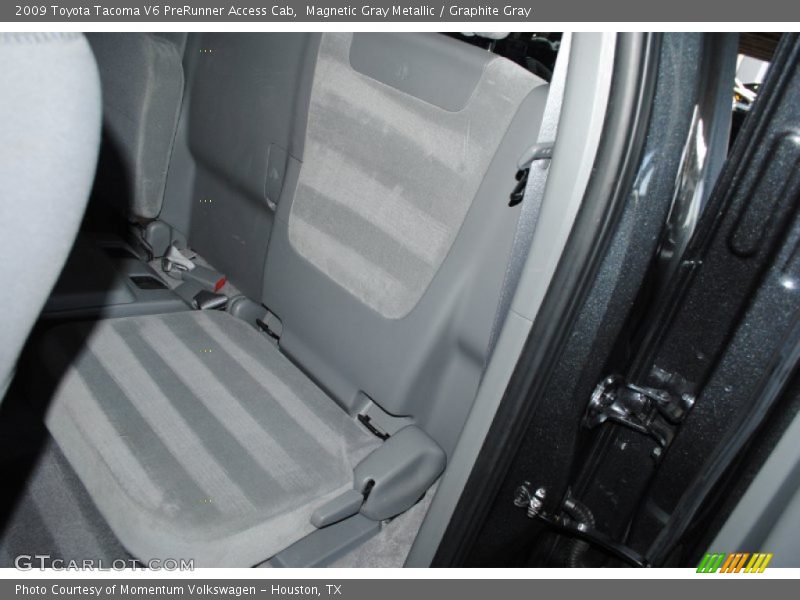 Magnetic Gray Metallic / Graphite Gray 2009 Toyota Tacoma V6 PreRunner Access Cab
