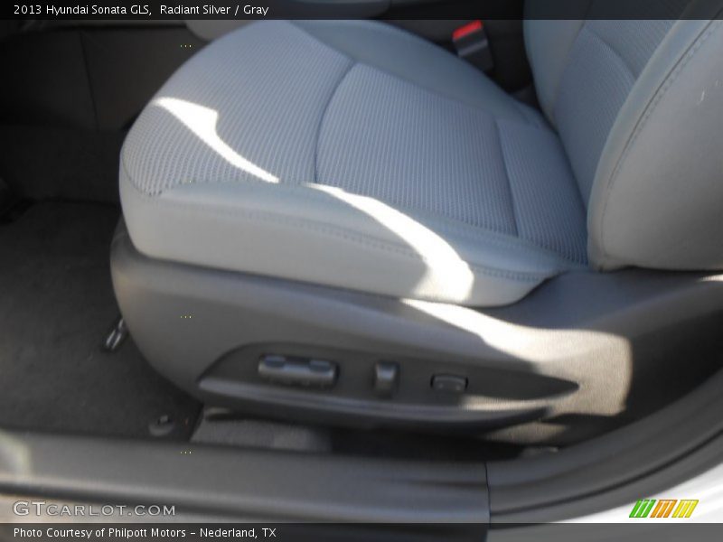 Radiant Silver / Gray 2013 Hyundai Sonata GLS