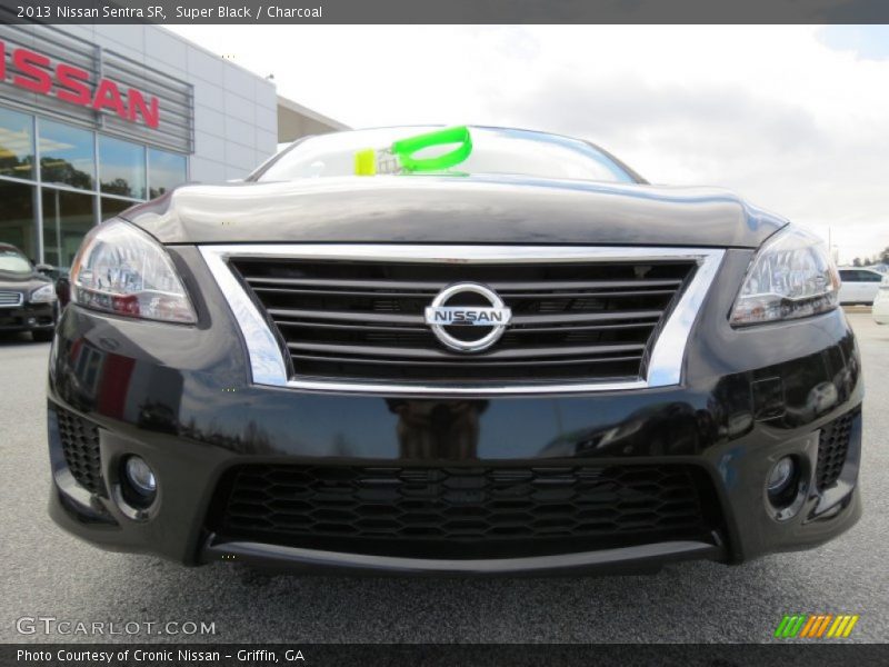 Super Black / Charcoal 2013 Nissan Sentra SR