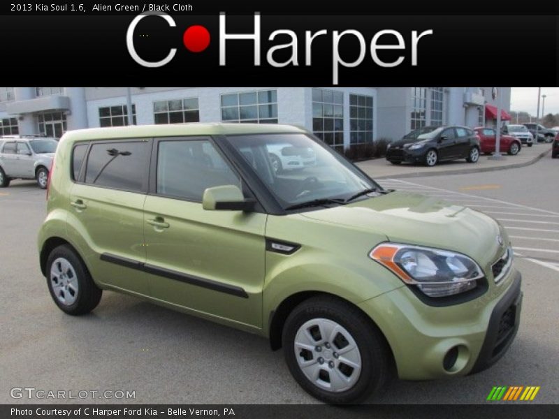 Alien Green / Black Cloth 2013 Kia Soul 1.6