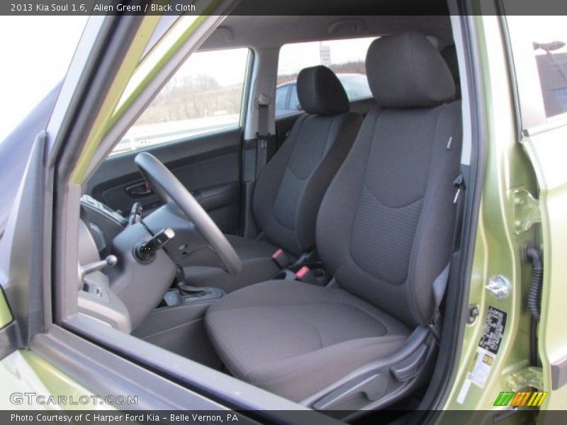 Alien Green / Black Cloth 2013 Kia Soul 1.6