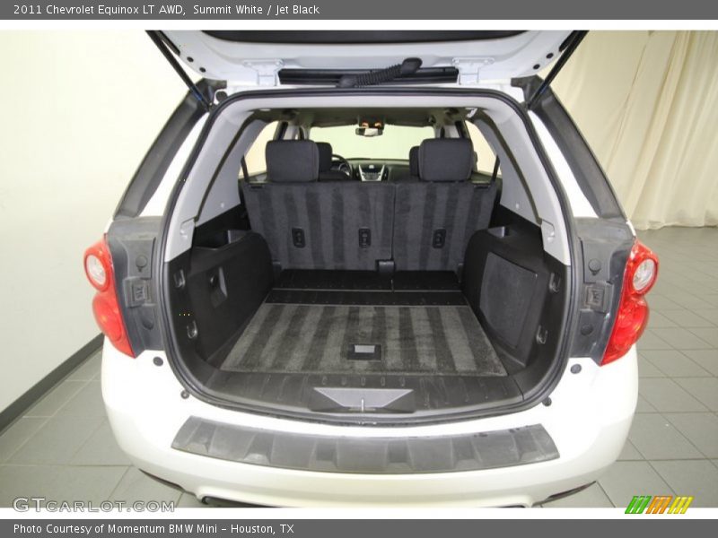 Summit White / Jet Black 2011 Chevrolet Equinox LT AWD