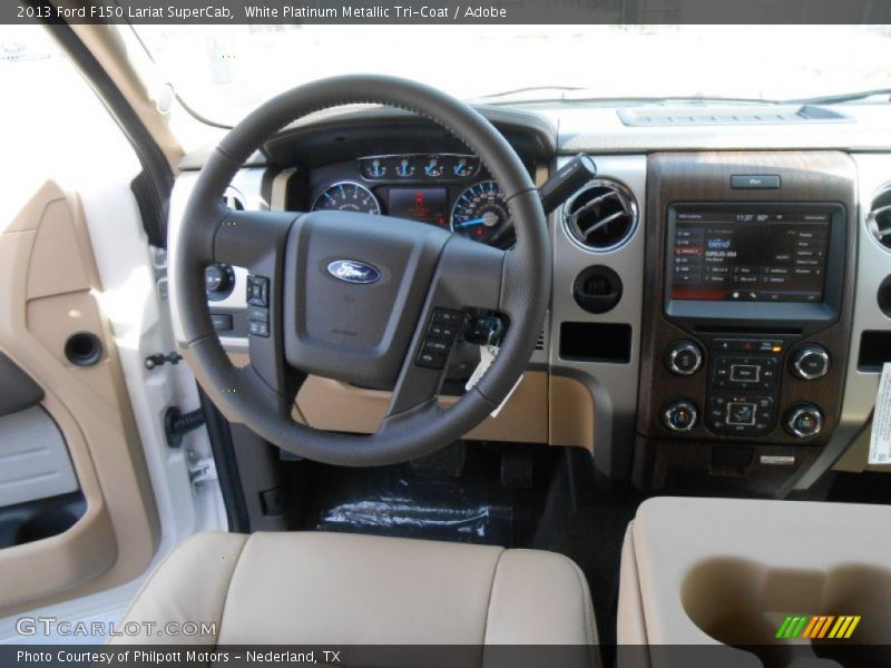 Dashboard of 2013 F150 Lariat SuperCab