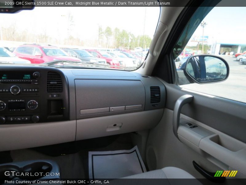 Midnight Blue Metallic / Dark Titanium/Light Titanium 2009 GMC Sierra 1500 SLE Crew Cab
