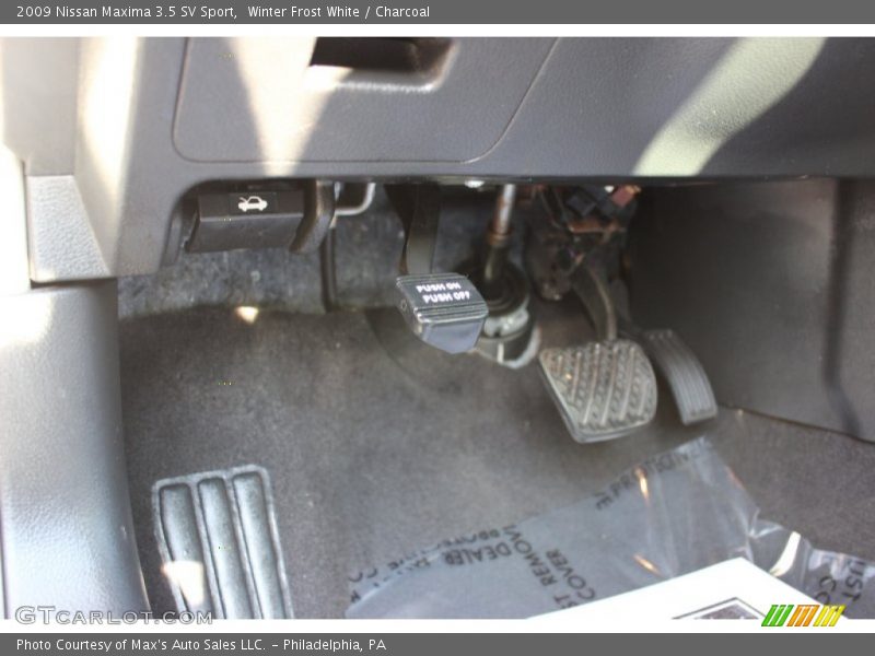 Winter Frost White / Charcoal 2009 Nissan Maxima 3.5 SV Sport