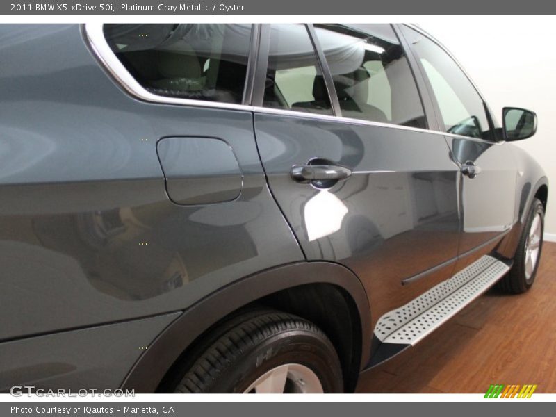 Platinum Gray Metallic / Oyster 2011 BMW X5 xDrive 50i