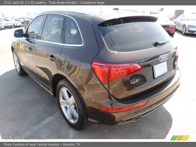 Teak Brown Metallic / Cardamom Beige 2012 Audi Q5 3.2 FSI quattro