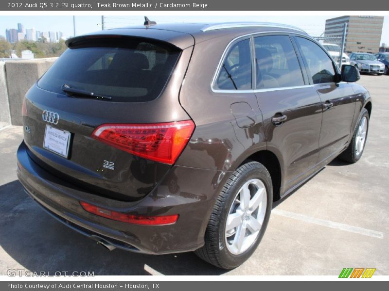Teak Brown Metallic / Cardamom Beige 2012 Audi Q5 3.2 FSI quattro