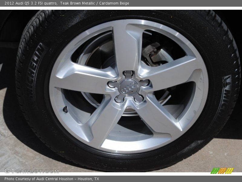  2012 Q5 3.2 FSI quattro Wheel