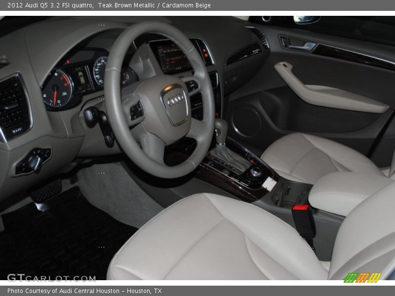 Cardamom Beige Interior - 2012 Q5 3.2 FSI quattro 