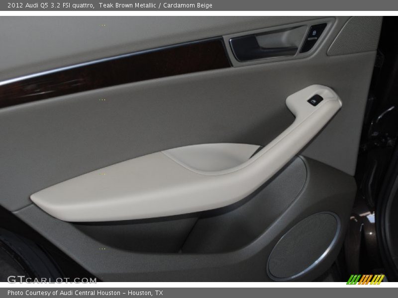 Teak Brown Metallic / Cardamom Beige 2012 Audi Q5 3.2 FSI quattro