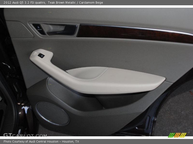 Teak Brown Metallic / Cardamom Beige 2012 Audi Q5 3.2 FSI quattro
