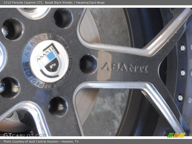 Custom Wheels of 2010 Cayenne GTS