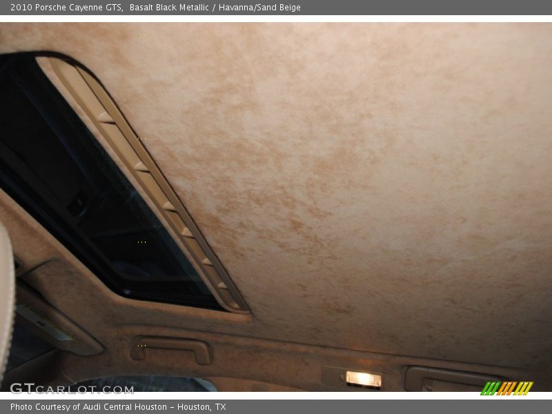 Basalt Black Metallic / Havanna/Sand Beige 2010 Porsche Cayenne GTS
