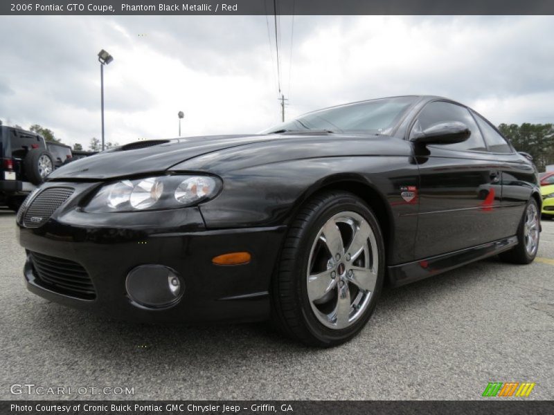 Front 3/4 View of 2006 GTO Coupe