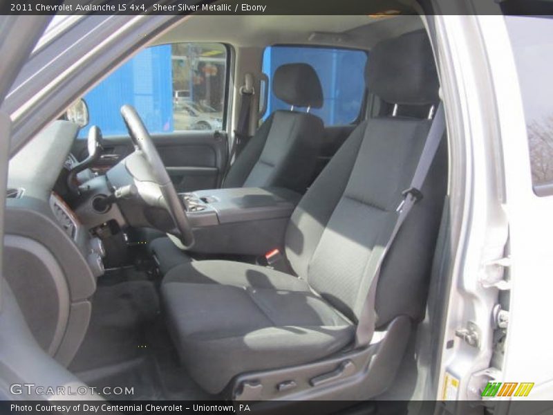 Sheer Silver Metallic / Ebony 2011 Chevrolet Avalanche LS 4x4