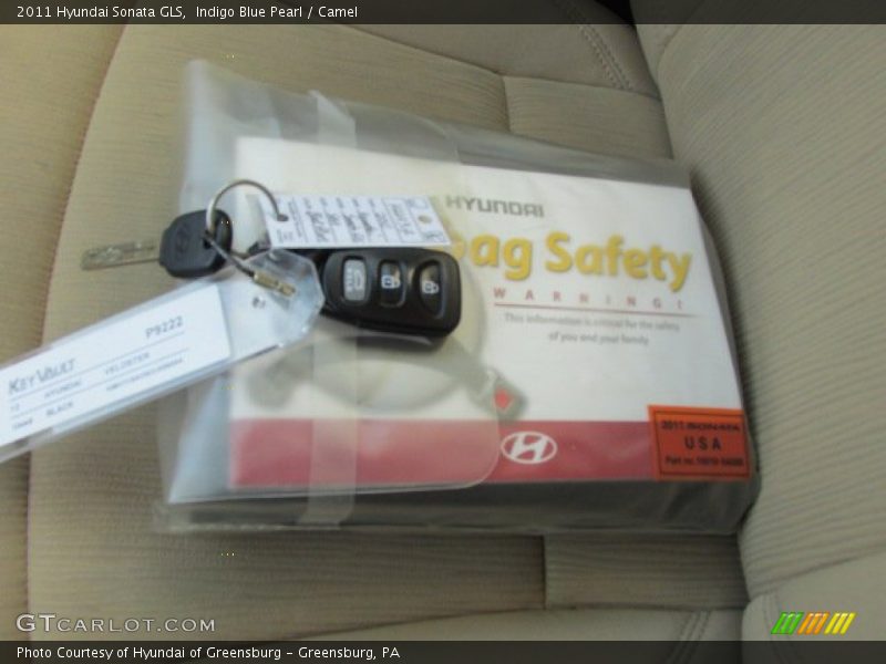 Indigo Blue Pearl / Camel 2011 Hyundai Sonata GLS