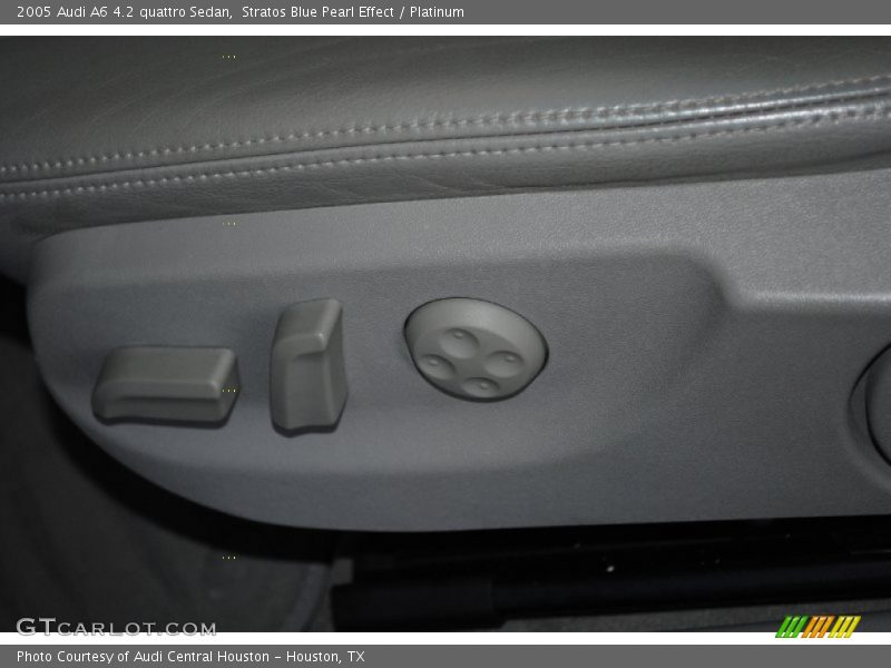 Stratos Blue Pearl Effect / Platinum 2005 Audi A6 4.2 quattro Sedan