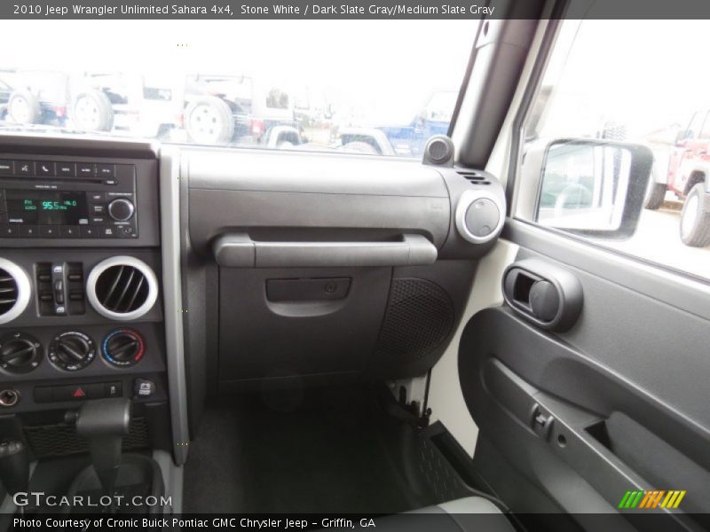 Stone White / Dark Slate Gray/Medium Slate Gray 2010 Jeep Wrangler Unlimited Sahara 4x4