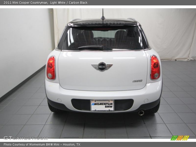 Light White / Carbon Black 2011 Mini Cooper Countryman