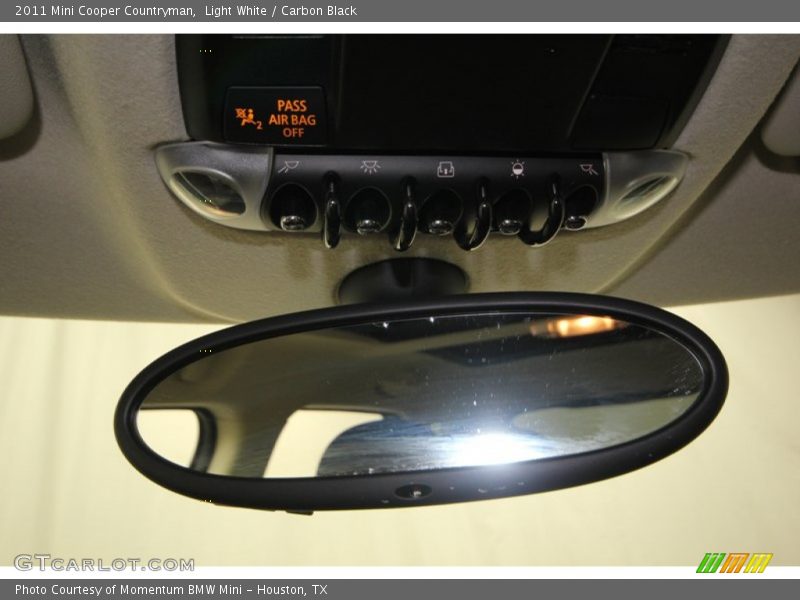 Light White / Carbon Black 2011 Mini Cooper Countryman