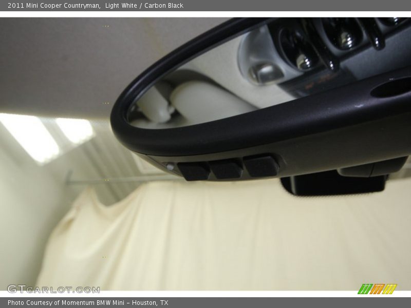 Light White / Carbon Black 2011 Mini Cooper Countryman