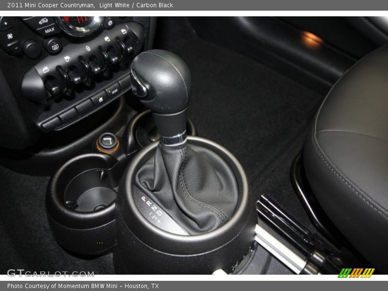 Light White / Carbon Black 2011 Mini Cooper Countryman
