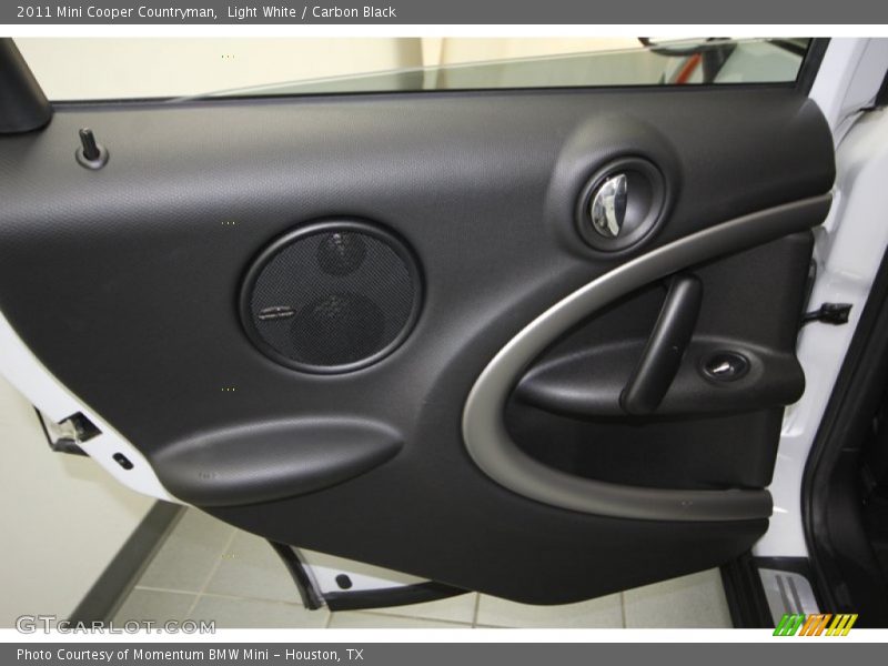 Light White / Carbon Black 2011 Mini Cooper Countryman