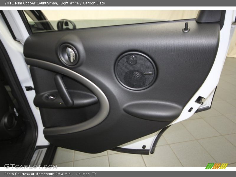 Light White / Carbon Black 2011 Mini Cooper Countryman