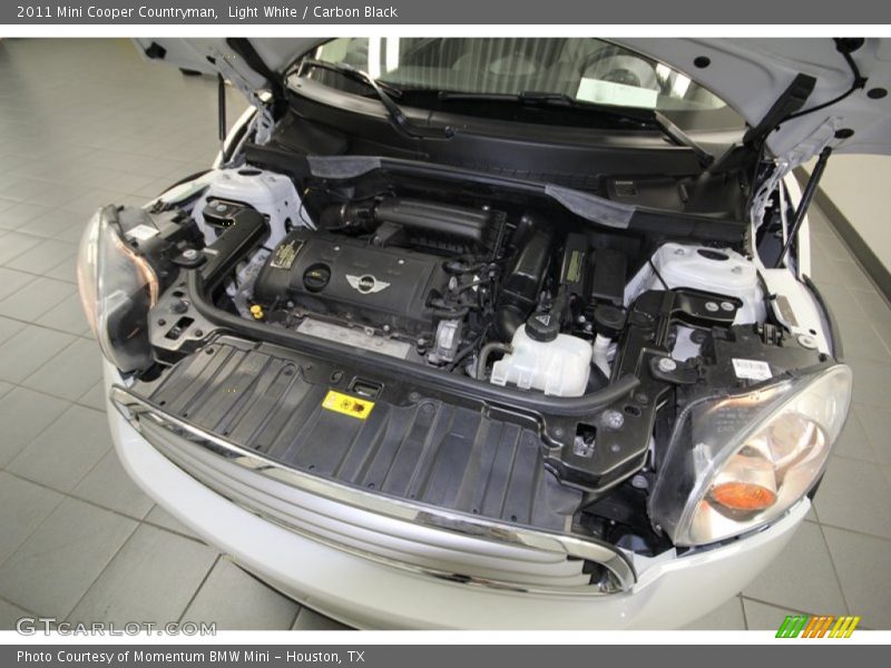 Light White / Carbon Black 2011 Mini Cooper Countryman