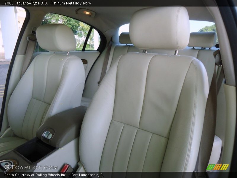 Platinum Metallic / Ivory 2003 Jaguar S-Type 3.0