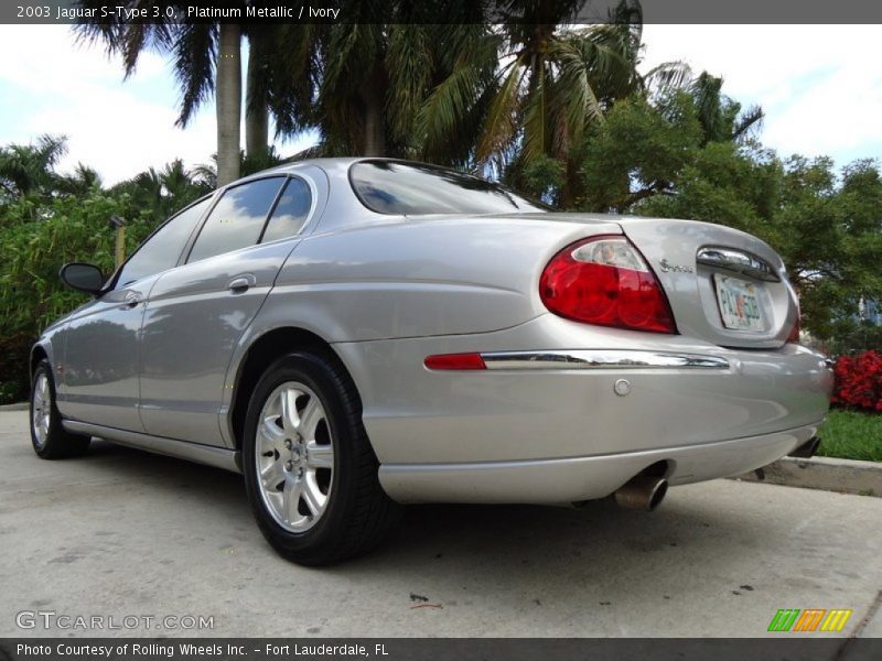 Platinum Metallic / Ivory 2003 Jaguar S-Type 3.0