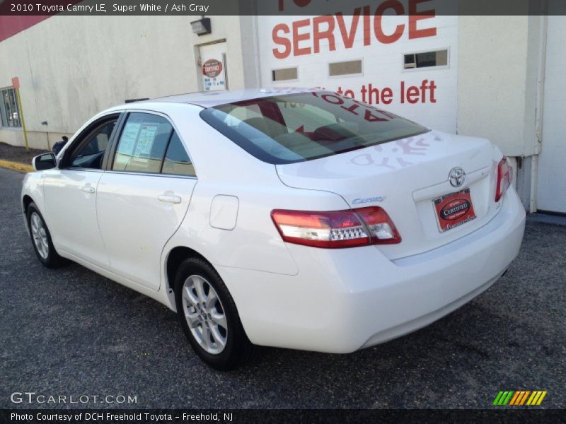 Super White / Ash Gray 2010 Toyota Camry LE