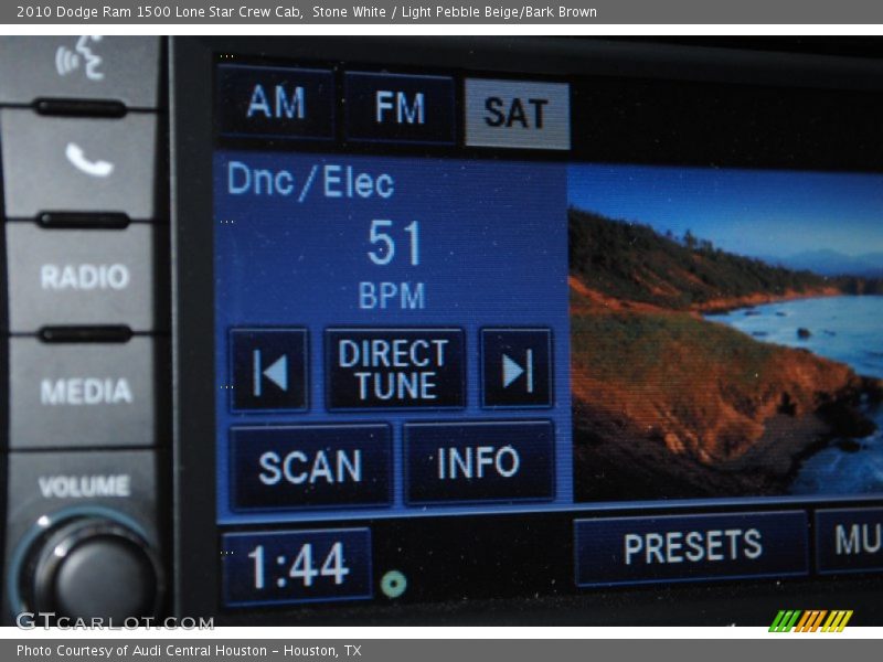 Stone White / Light Pebble Beige/Bark Brown 2010 Dodge Ram 1500 Lone Star Crew Cab
