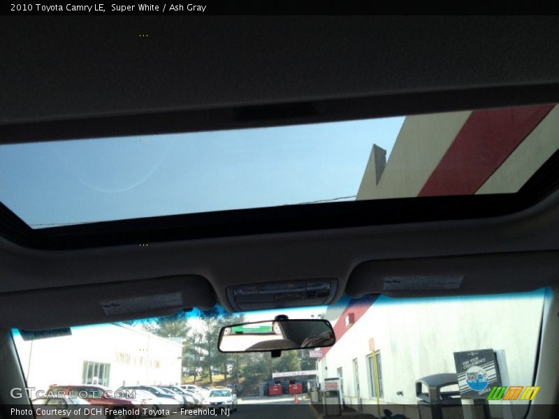 Super White / Ash Gray 2010 Toyota Camry LE