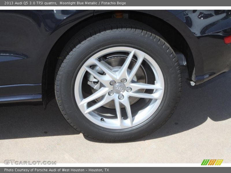 Moonlight Blue Metallic / Pistachio Beige 2013 Audi Q5 3.0 TFSI quattro