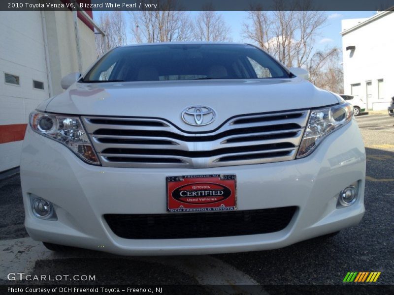 Blizzard White Pearl / Ivory 2010 Toyota Venza V6