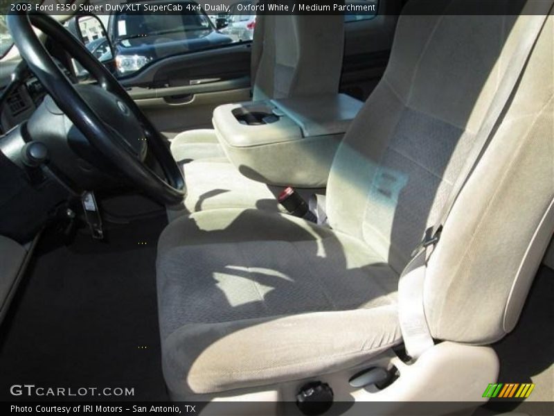 Oxford White / Medium Parchment 2003 Ford F350 Super Duty XLT SuperCab 4x4 Dually